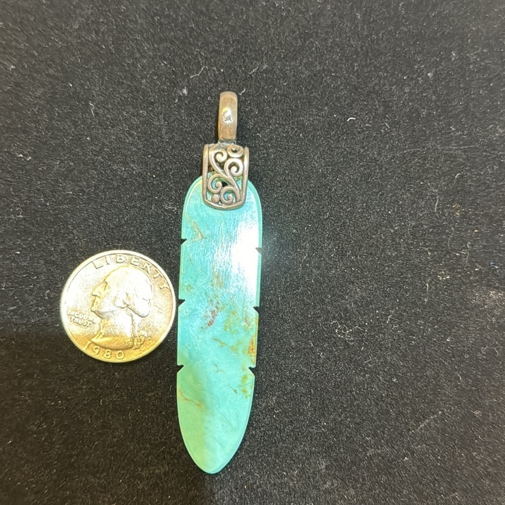 Navajo Sterling silver and turquoise feather pendant signed XS - Picture 7 of 11